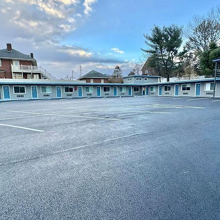 Residency Inn & Studios Waynesburg Exterior photo